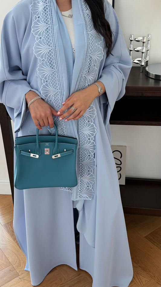 A Allure Bisht