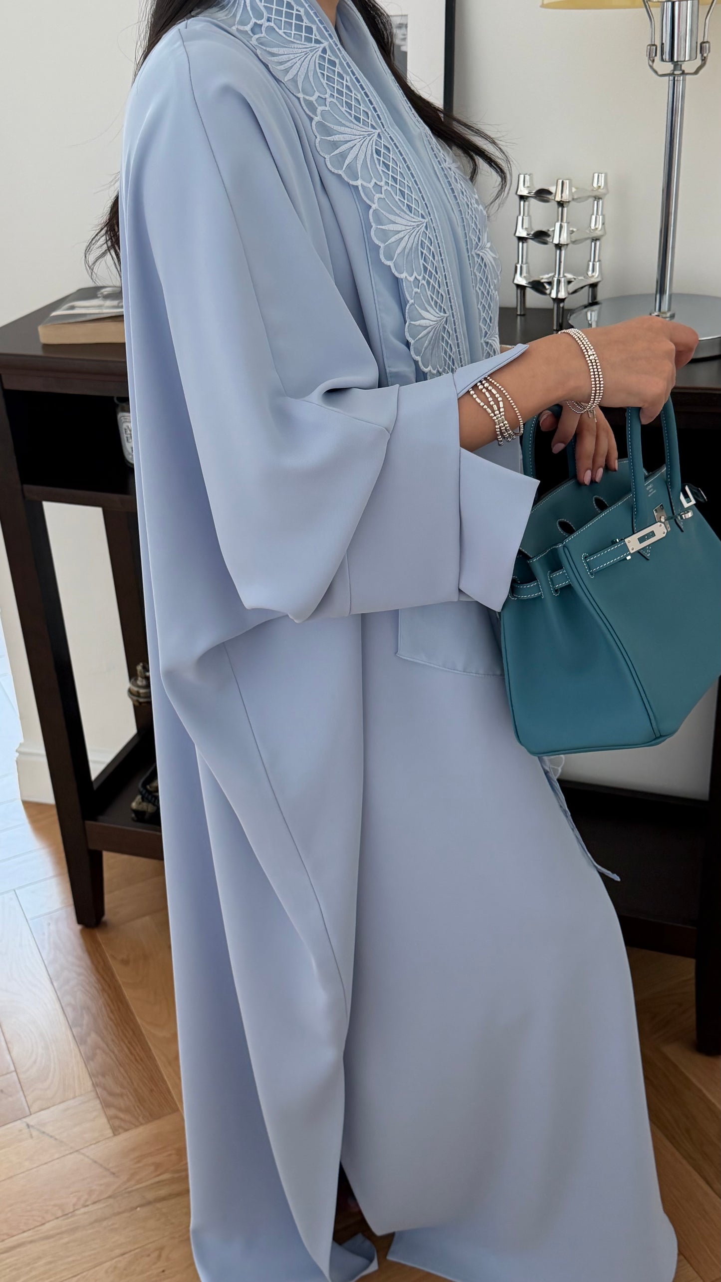 A Allure Bisht