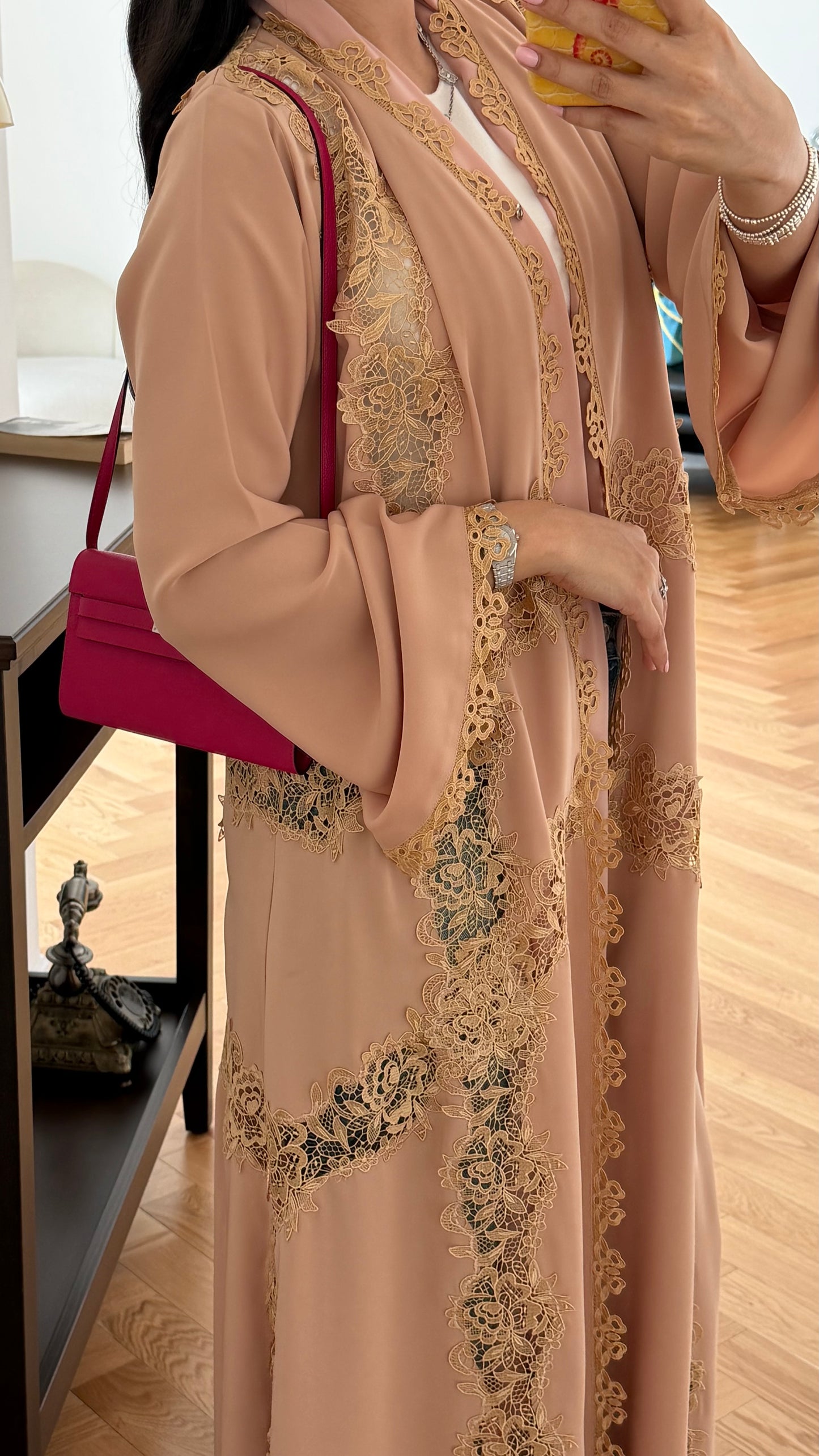 A Allure Bronze
