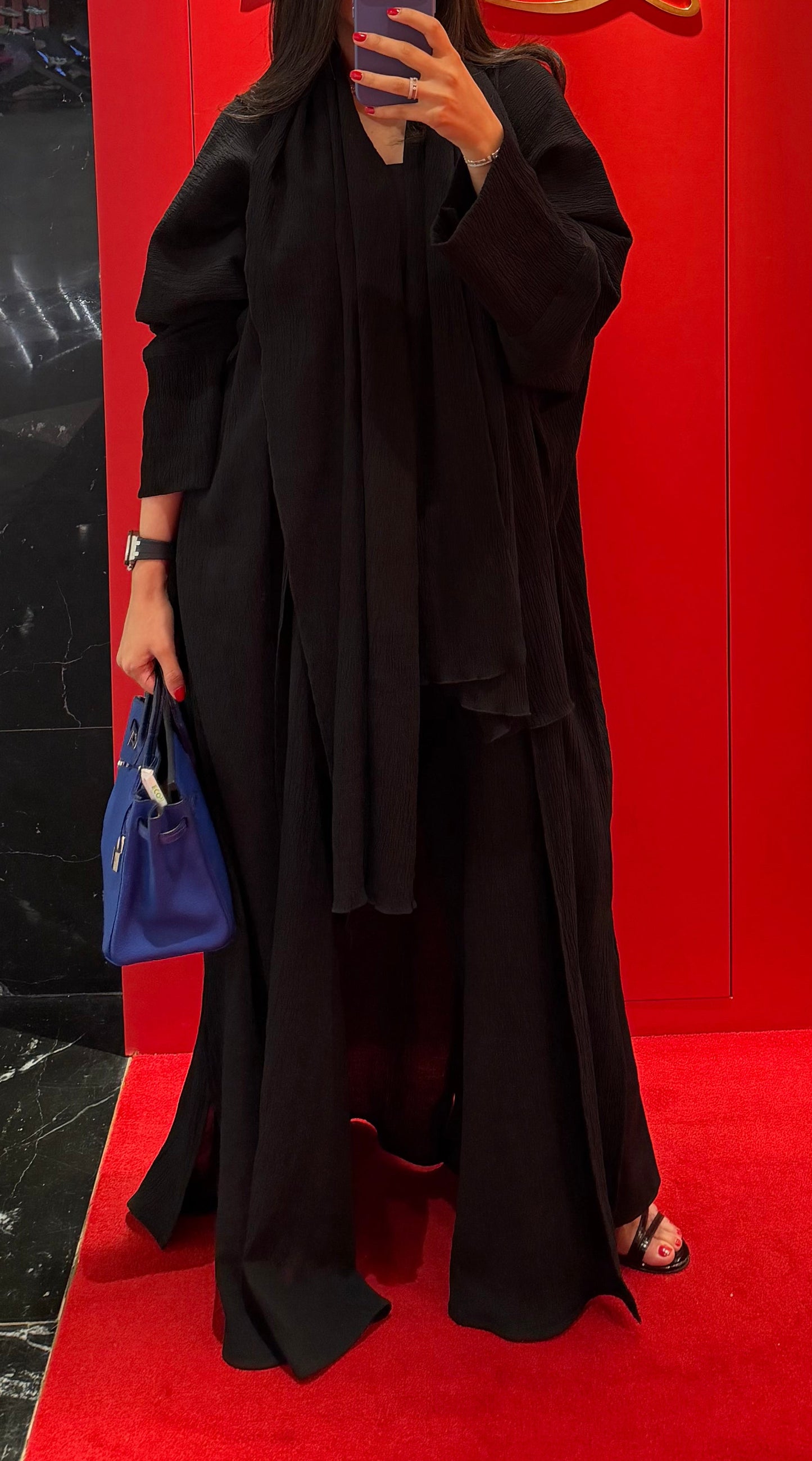 A Allure Bisht